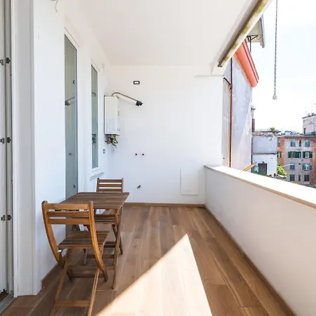 Casa Del Marchese Del Grillo